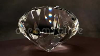 水晶施华洛世奇大特写与旋转，闪耀水晶窗口的珠宝店，珠宝，宝石